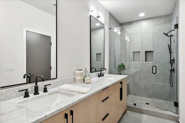 536 Highland NE Avenue B, Atlanta, GA 30312