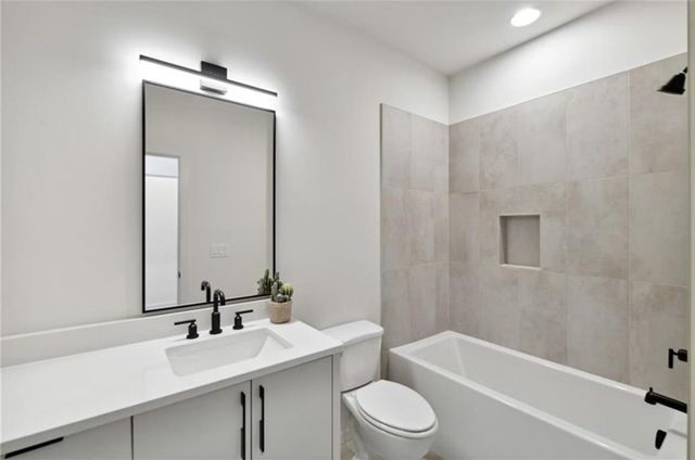 536 Highland NE Avenue B, Atlanta, GA 30312