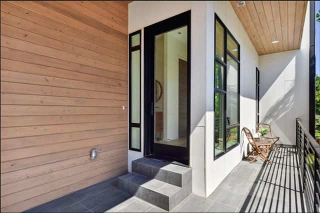 536 Highland NE Avenue B, Atlanta, GA 30312