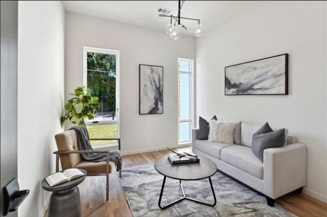 536 Highland NE Avenue B, Atlanta, GA 30312