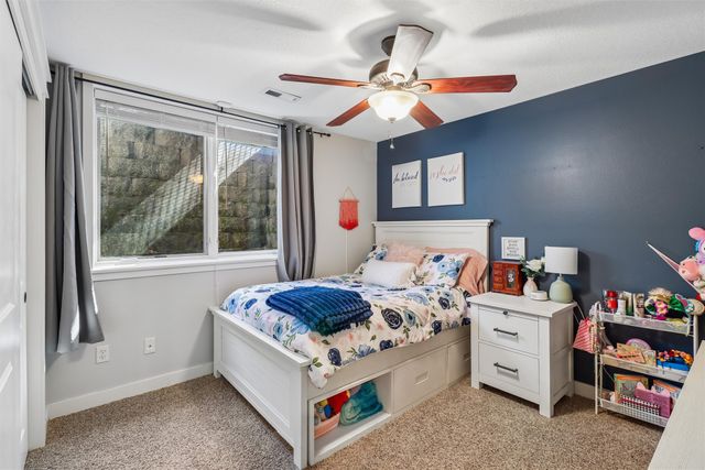 703 W Orchard Avenue, Indianola, IA 50125