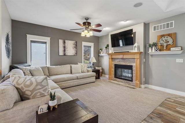 703 W Orchard Avenue, Indianola, IA 50125