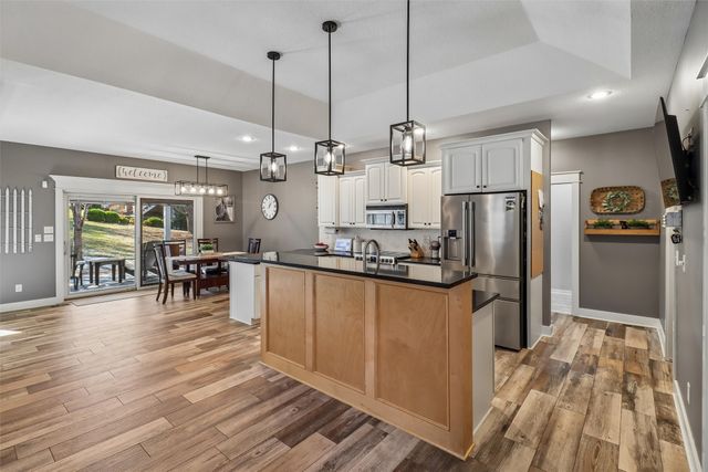 703 W Orchard Avenue, Indianola, IA 50125