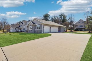 703 W Orchard Avenue, Indianola, IA 50125