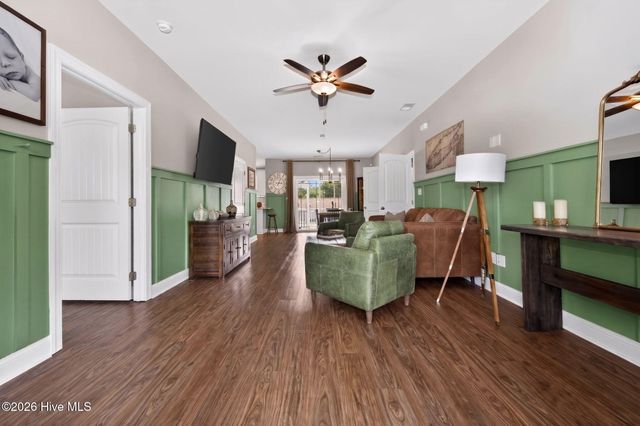 131 NE 15th Street, Oak Island, NC 28465