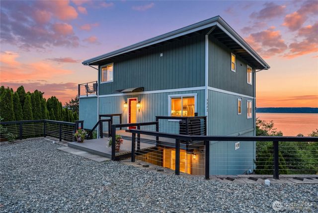 5802 Upland Terrace NE, Tacoma, WA 98422