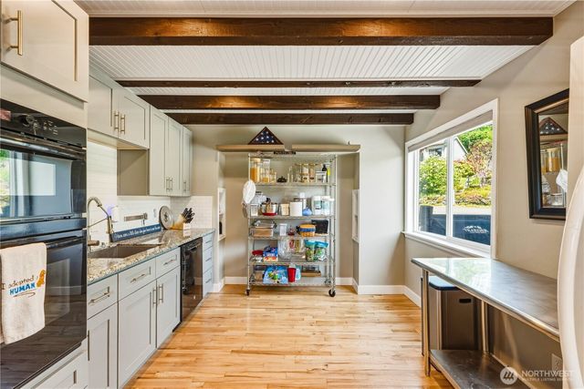 5802 Upland Terrace NE, Tacoma, WA 98422