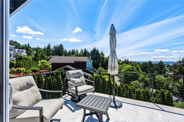 5802 Upland Terrace NE, Tacoma, WA 98422