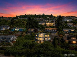 5802 Upland Terrace NE, Tacoma, WA 98422