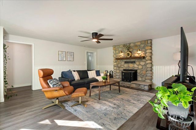 1303 N Ethridge Ln, Boise, ID 83704