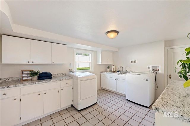 1303 N Ethridge Ln, Boise, ID 83704