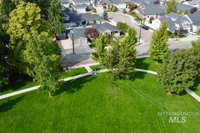 1303 N Ethridge Ln, Boise, ID 83704