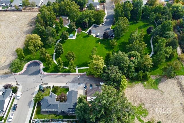 1303 N Ethridge Ln, Boise, ID 83704