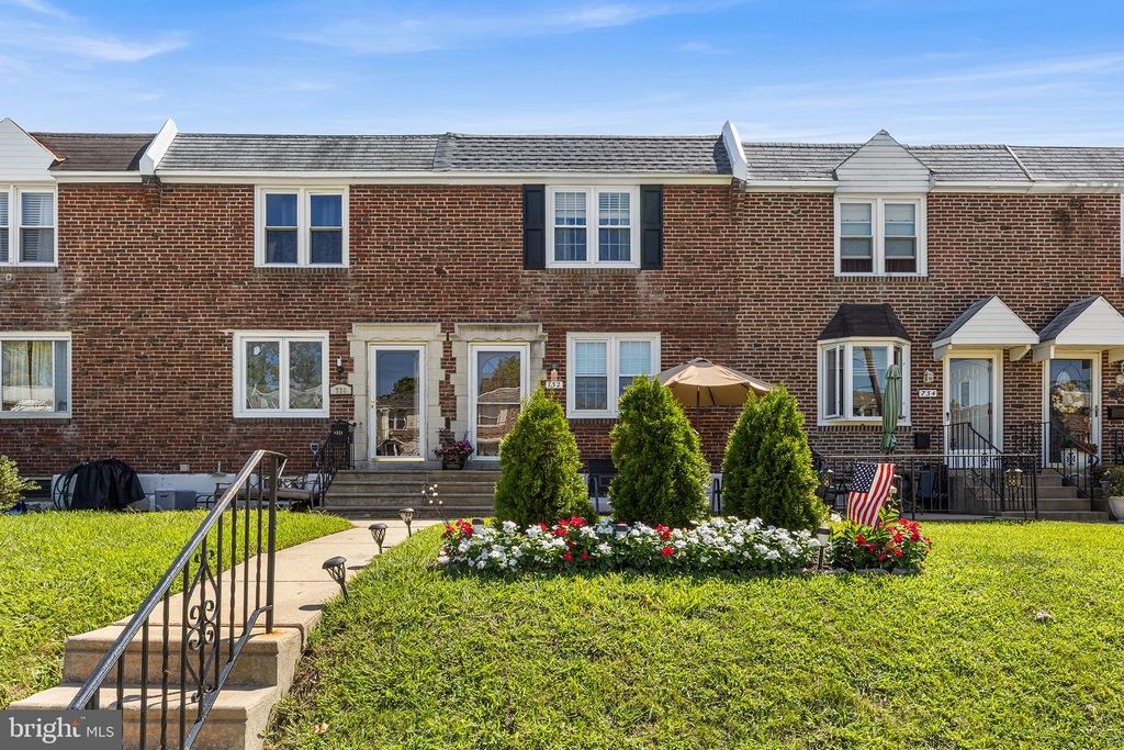 732 RIVELY AVE, GLENOLDEN, PA 19036 — exterior