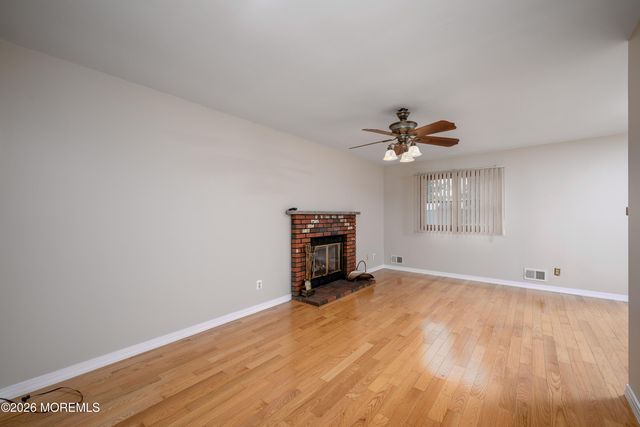 48 Starlight Road, Howell, NJ 07731