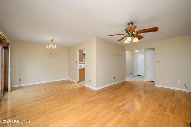 48 Starlight Road, Howell, NJ 07731