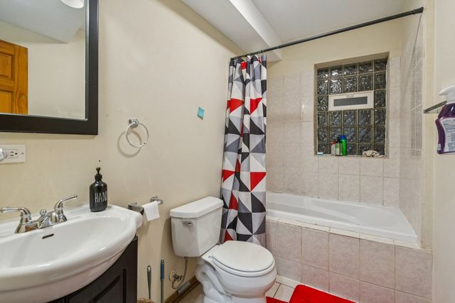 5014 S Prairie Avenue 1, Chicago, IL 60615