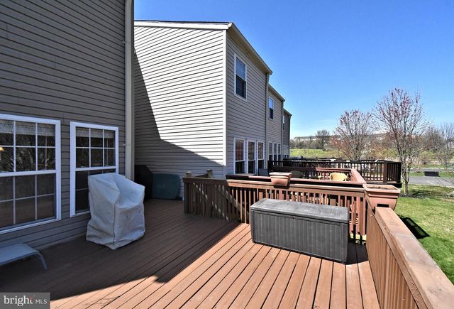 402 JENE CT, North Wales, PA 19454