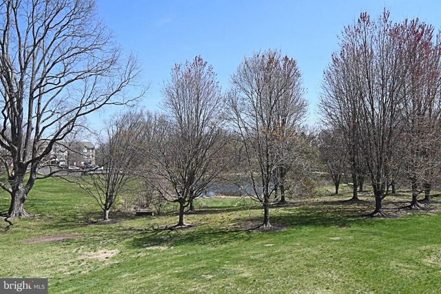 402 JENE CT, North Wales, PA 19454