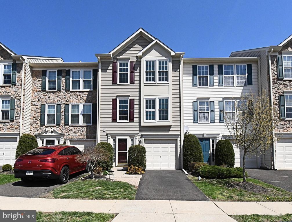 402 JENE CT, North Wales, PA 19454