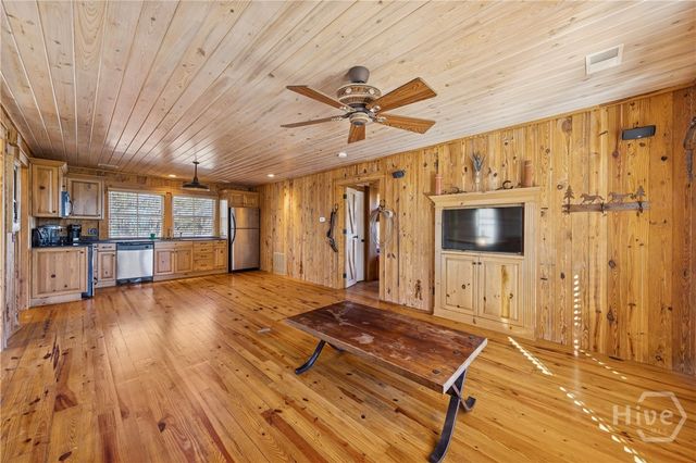 58 Captains Walk, Richmond Hill, GA 31324