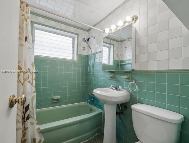 7935 Carlyle Ave 4, Miami Beach, FL 33141