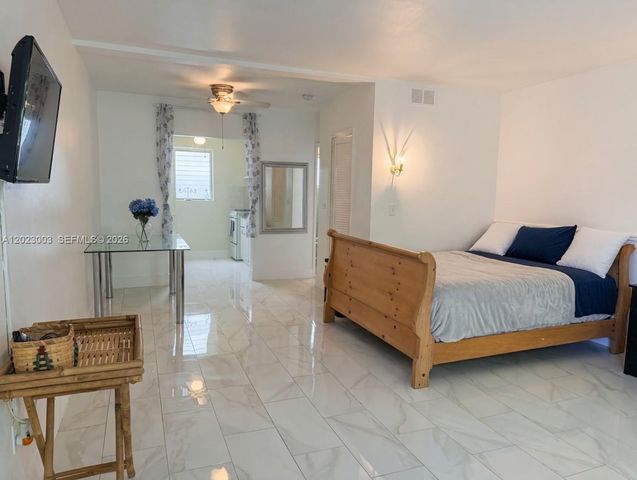 7935 Carlyle Ave 4, Miami Beach, FL 33141