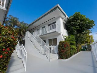 7935 Carlyle Ave 4, Miami Beach, FL 33141