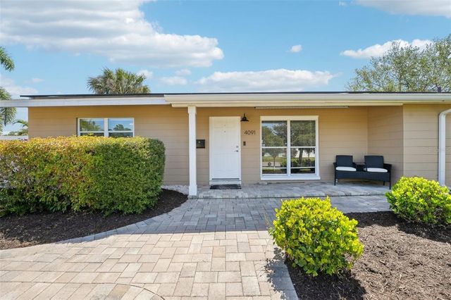 4091 CHERRY STREET NE, St Petersburg, FL 33703