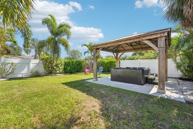 4091 CHERRY STREET NE, St Petersburg, FL 33703