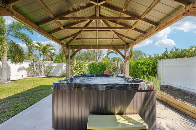 4091 CHERRY STREET NE, St Petersburg, FL 33703