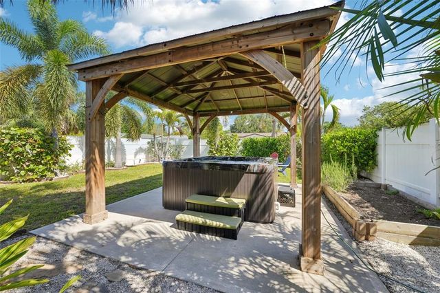4091 CHERRY STREET NE, St Petersburg, FL 33703