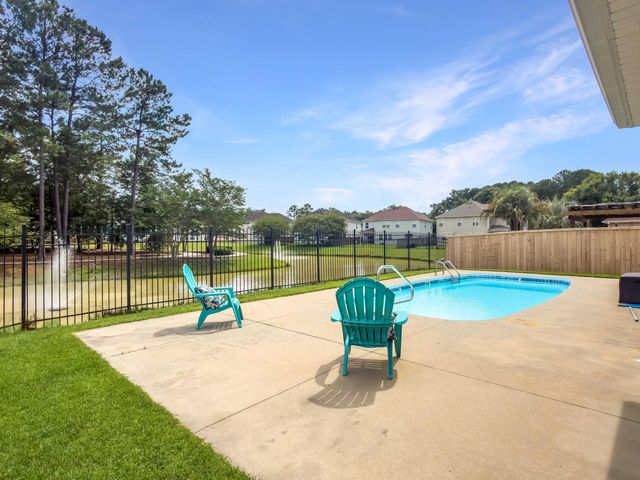 623 Grassy Hill Road, Summerville, SC 29483