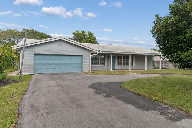 3625 Lowson Boulevard, Delray Beach, FL 33445