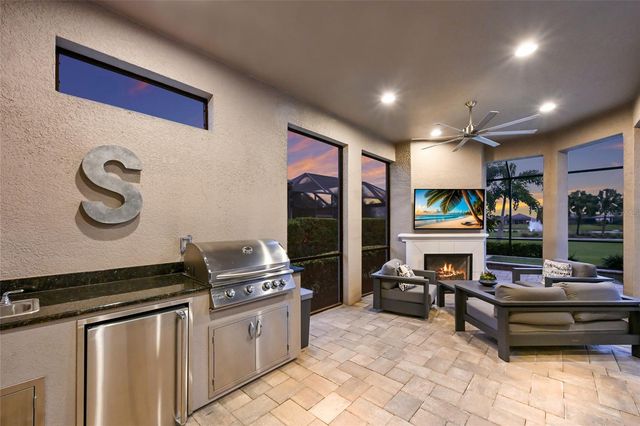 13204 SORRENTO WAY, Lakewood Ranch, FL 34211