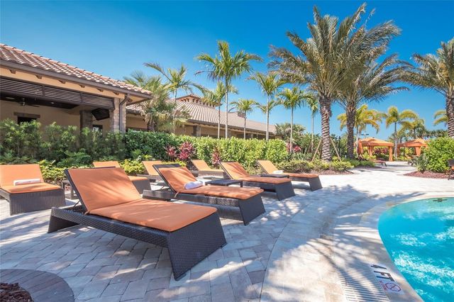 13204 SORRENTO WAY, Lakewood Ranch, FL 34211