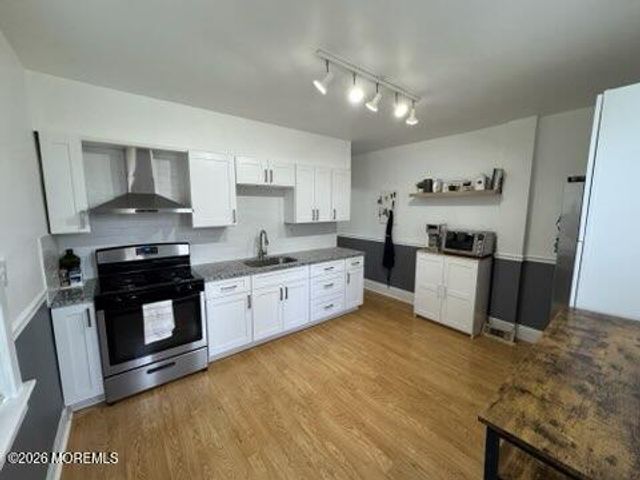 24 Newkirk Avenue, Hamilton, NJ 08629