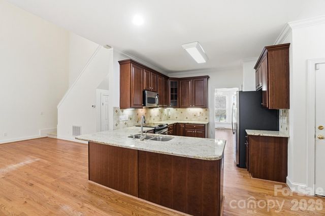 8044 Hawk Crest Court, Charlotte, NC 28270