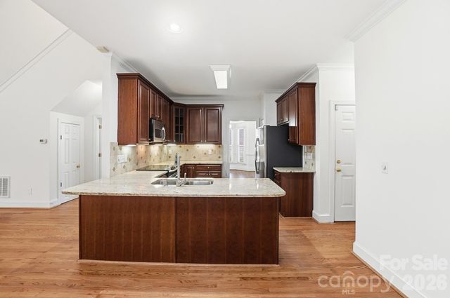 8044 Hawk Crest Court, Charlotte, NC 28270