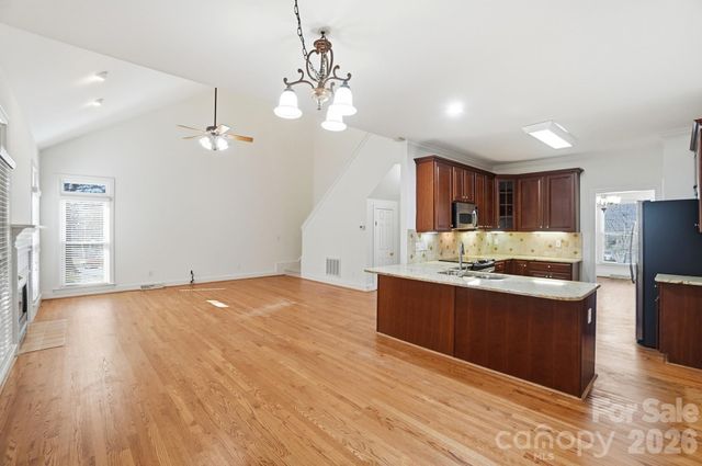 8044 Hawk Crest Court, Charlotte, NC 28270