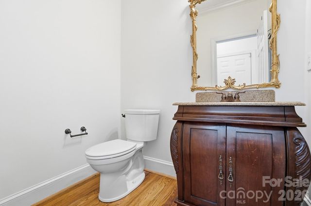 8044 Hawk Crest Court, Charlotte, NC 28270