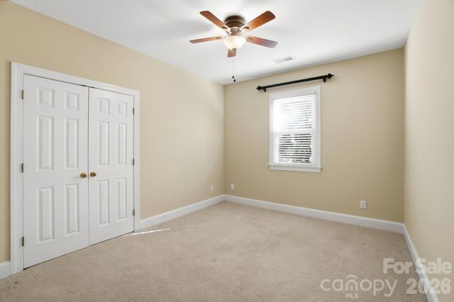 8044 Hawk Crest Court, Charlotte, NC 28270