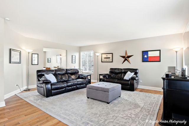 6710 Killala Drive, Mchenry, IL 60050