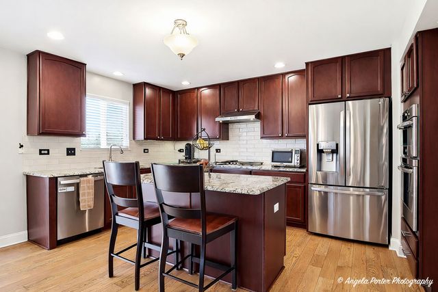 6710 Killala Drive, Mchenry, IL 60050