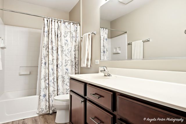 6710 Killala Drive, Mchenry, IL 60050