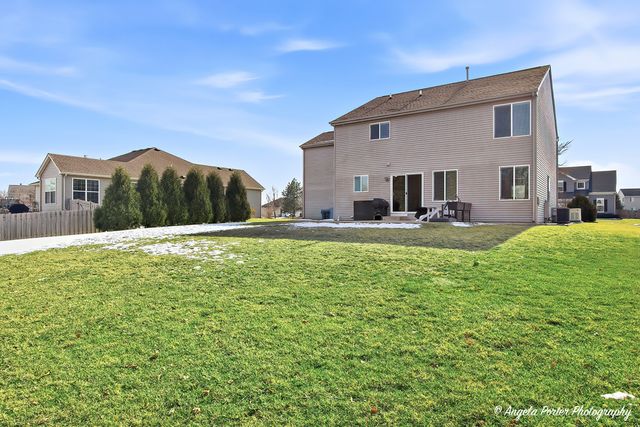 6710 Killala Drive, Mchenry, IL 60050