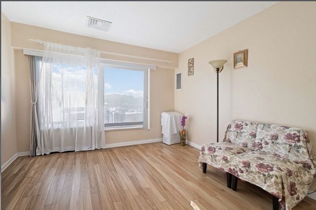 133 Commander Shea Blvd 219, Quincy, MA 02171