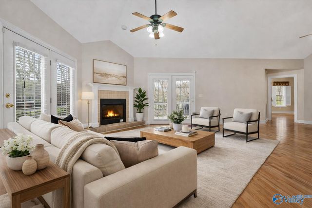 511 Tahoe Trail, Albertville, AL 35950