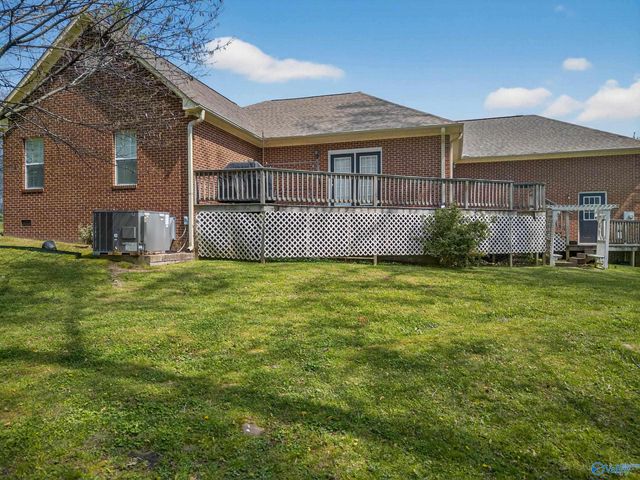 511 Tahoe Trail, Albertville, AL 35950