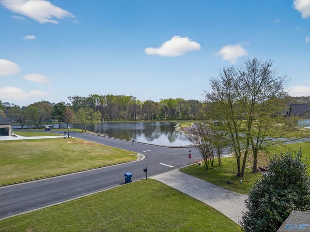 511 Tahoe Trail, Albertville, AL 35950